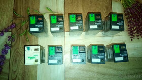 Miniaturní relé SCHNEIDER 3P, 10 A, 24 V DC s LED - 9 ks - 3