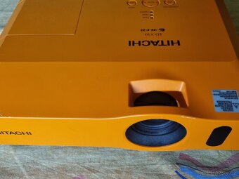 Projektor Hitachi ED-X30 - 3