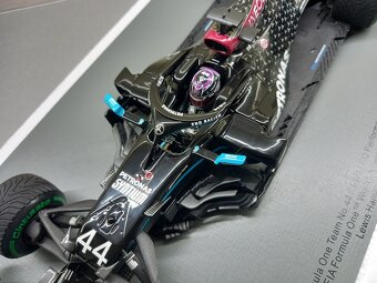 F1 MERCEDES W11 HAMILTON VÍTĚZ GP TURECKA 2020 SPARK 1:18 - 3