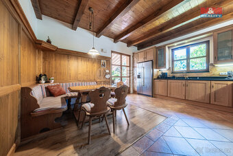 Prodej rodinného domu, 494 m², Chomutov, ul. Ve Stráni - 3