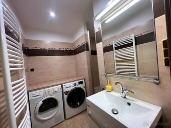 Prodáme byt 2+1, balkon, byt i dům po celkové rekonstrukci - 3