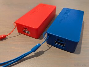 2x Powerbanka 4000 mAh - 3