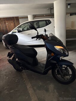 Skútr KEEWAY 125 - 3