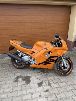 Honda CBR600F A2 25 kw - 3