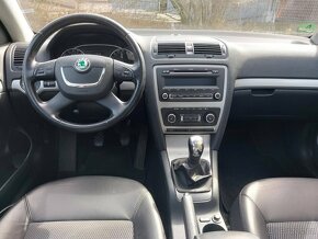 Škoda Octavia II FL 2.0 Tdi 103 KW ELEGANCE 8/2010 238 tkm - 3
