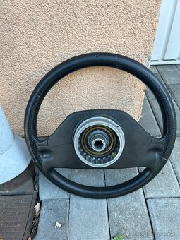 Volant Ford escort - 3