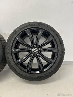 R18 T-Roc R-line GRANGE HILL 215/50 - 3