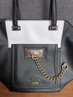 Kabelka do ruky Guess - 3