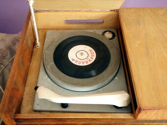Gramo-rádio Opereta - 3