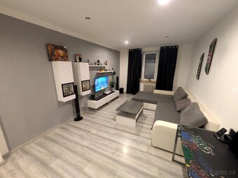 Prodej bytu 2+1 v ulici M. G. Dobnera 2557/5 v Mostě - 3