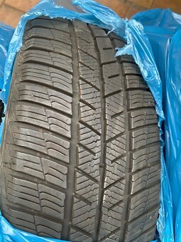 Zimní pneu 205/60/R16 Barum Polaris 5 - 3