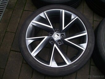 alu Vega Superb 3 Sportline Passat B8 235.40.19 - 3