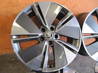 Alu Škoda R19 originál - 3