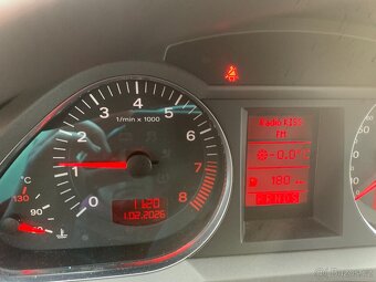 AUDI A6,r.v. 2004 - 3