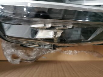 CADDY 20 PRAVY LED 036 - 3