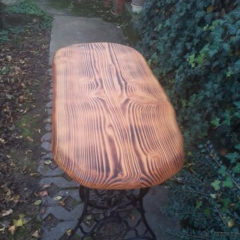 Stolek se šuplíky - 3