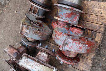 Zetor 6911 portály cena za pár - 3