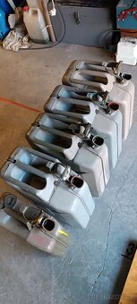 kovové kanystry - 3