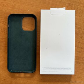 iPhone 14 Pro Max originální kryt / Tmavě zelený - 3