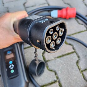 Přenosná nabíječka EV 11kW, 230V/400V, 8-10-13-16A - 3