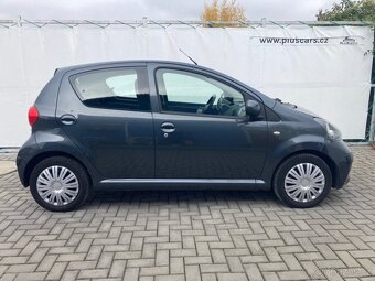 Toyota Aygo, 1,0i (50 kW), klimatizace, STK do 10/2026 - 3