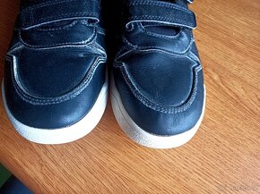 Adidas 40 - 3
