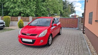 Hyundai i20, 1.2i / najeto 67 000 KM 1.MAJITEL ČR - 3