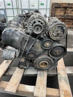 Motor VW T4 2.5 tdi 75 kW - 3