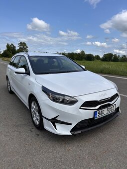 Prodám Kia Ceed SW 1.0 T-GDI ve výbavě Spin 5 let záruka - 3