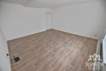 Pronájem bytové jednotky 2+1, 60 m², Uherské Hradiště - Lech - 3