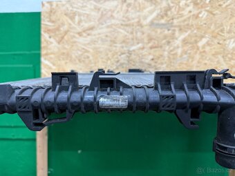 CHLADIČ VODY AUDI 2.0 TFSI 8K0121251L - 3