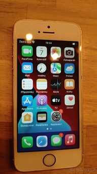 Apple iPhone SE 16 GB - Rose Gold (MLXN2CS/A) - 3