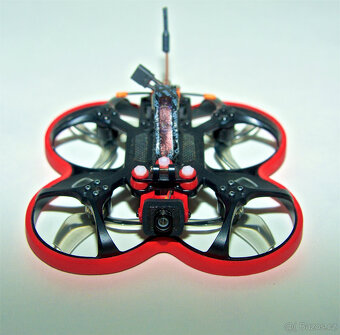 Malá koptéra cinedron BetaFPV 95X V3 2.5” Doprava ZDARMA - 3