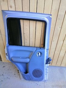 Náhradní díly jeep Cherokee KJ - 3