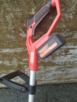 Vyžínač accu Hecht 5022 - 3