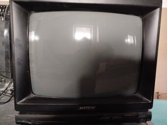 Retro televize Anitech - 3