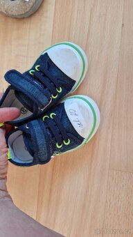 Vel. 20 + vel. 21   sada 3 párů - 3