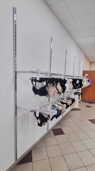 Vybavení prodejny - nástěnný systém - 3