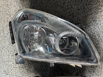 Levé a pravé přední světlo Nissan Qashqai J10 / díly - 3