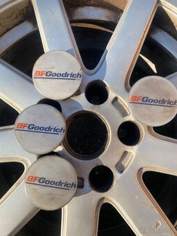 Alu kola BF Goodrich 5x112 s pokličkami za 2300 Kč - 3