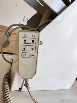 Kosmetické elektrické lehátko - 3