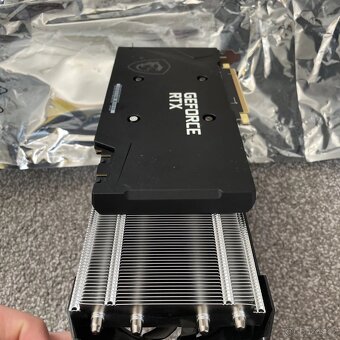 Prodám MSI GeForce RTX 3070 VENTUS 3X OC - 3