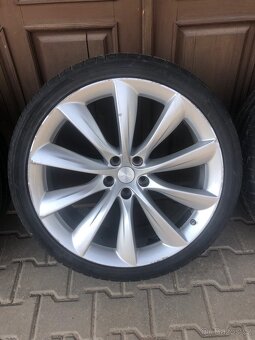 Prodam nabo vymenim original kola Tesla X 22” - 3