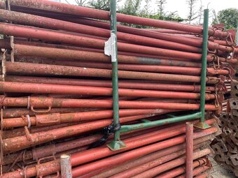 Stavebni stojky 2m-3,5m - 3