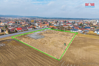 Prodej komerčního pozemku, 7031 m², Klenovice - 3