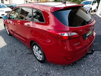 Hyundai i30 1,6 CRDi 81 kW, r.v. 12/2012, najeto 195.356km - 3
