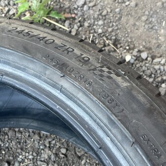 Letní pneu 245/40 R19 98Y Michelin 5-5,5mm - 3