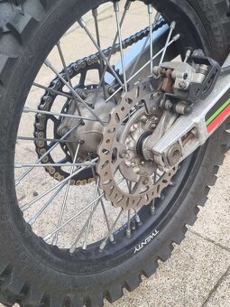 Kawasaki kx250f - 3
