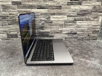 MacBook Pro 14” M2 Pro / 16GB / 500GB DPH - 3