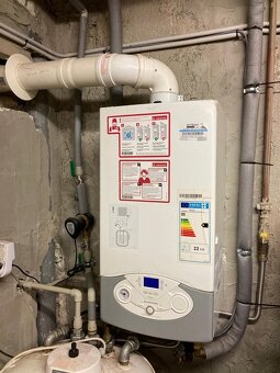 Kondenzační kotel ARISTON 22 kW - 3